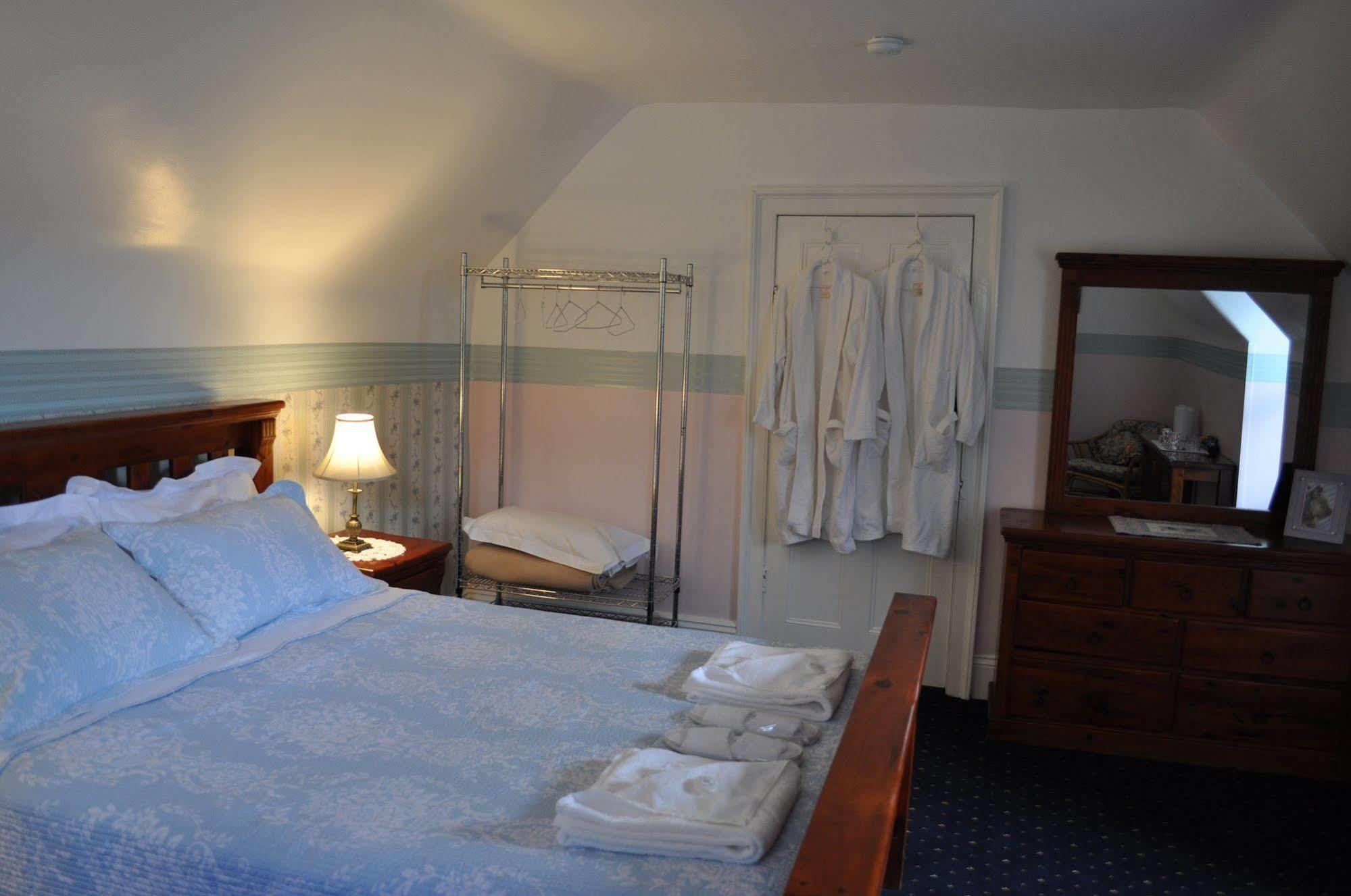 Roslyn House Bed & Breakfast Bushy Park 외부 사진